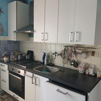 Cucina completa di elettrodomestici