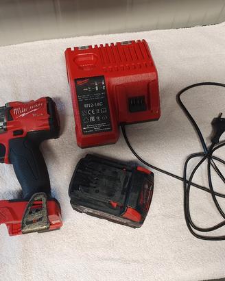 Trapano avvitatore Milwaukee M18 FPD2