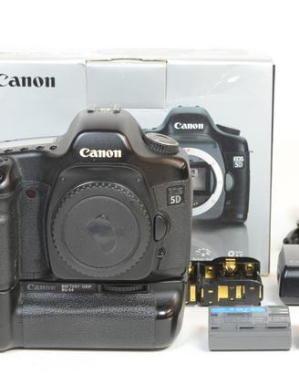 CANON 5D Corpo + Battery grip BG-E4