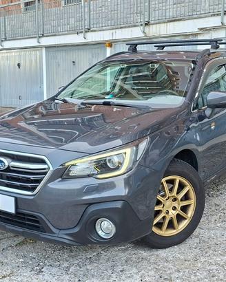Subaru Outback 2.5i Free lineartronic