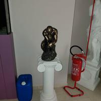 Statue, capitelli e fioriera gesso