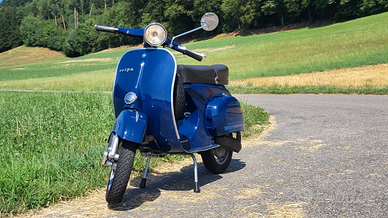 Vespa 125 primavera et3