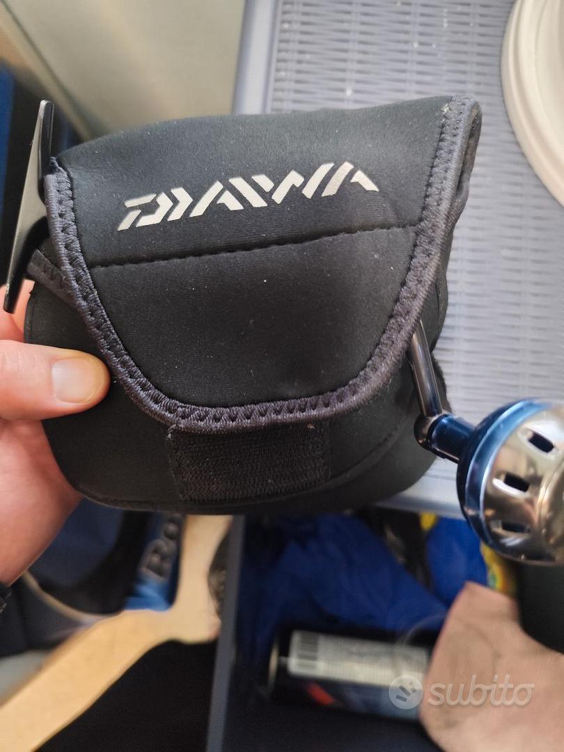 Borsa protettiva per mulinello da Spinning morbida di grande capacà serie 1000-5000 custodia per mulinello da pesca borsa per accessori da pesca per la pesca  18