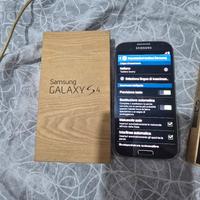 Samsung Galaxy S4  16 GB