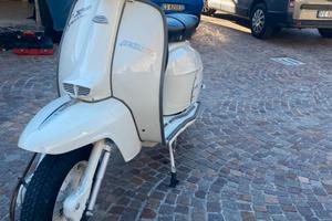 Lambretta X Special 200