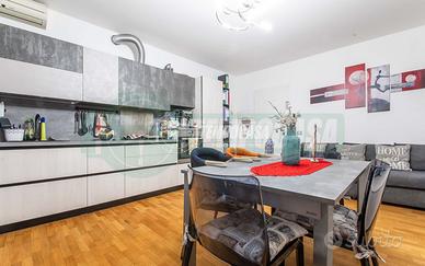 TRILOCALE IN RESIDENCE CON BOX E CANTINA