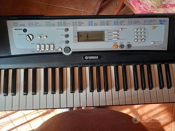 tastiera Yamaha YPT 200
