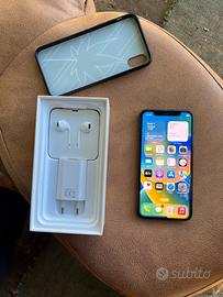 Iphone X 64gb batteria nuova / sono a Latina