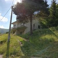 Villa in alta valbormida con recinzione fatta