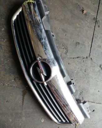 Mascherina anteriore opel zafira b