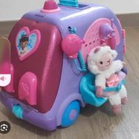 Clinica dottoressa peluche