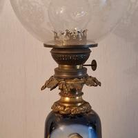 Splendida coppia di lampade ad olio di Capodimonte
