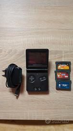 Gameboy advance SP Nero + 3 giochi  
