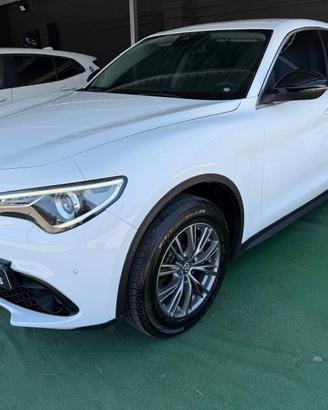 Alfa Romeo Stelvio 2.2 Turbodiesel 210 CV AT8 Q4 E