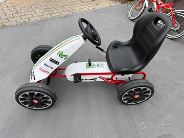 Go kart a pedali