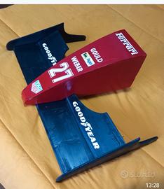mensola/espositore musetto Ferrari f1 
