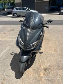 TMAX 530 IRON