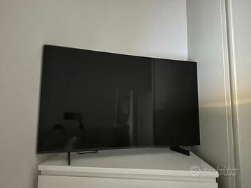 Televisore SAMSUNG AU8000