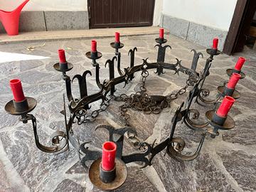 Lampadario artigianale in ferro battuto