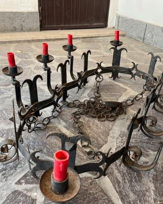 Lampadario artigianale in ferro battuto