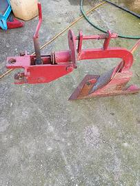 Aratro per motocoltivatore