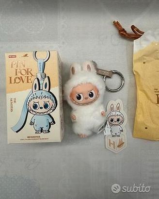 Popmart Labubu Pin for Love - Lettera H