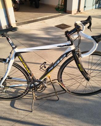 BICICLETTA SPORTIVA CARBONIO MARCA SAB