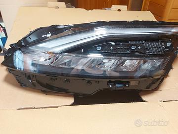 Faro Nissan Qashqai  2021