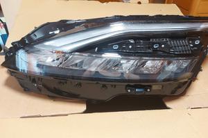 Faro Nissan Qashqai  2021