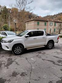 toyota hilux executive 2018