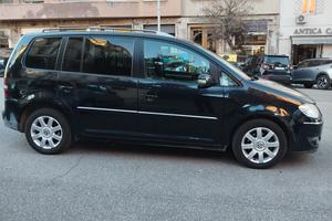 Volkswagen Touran 7 posti Metano