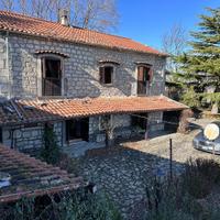 Ampia villa a Sepino 159000
