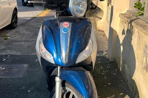 Piaggio Medley 125