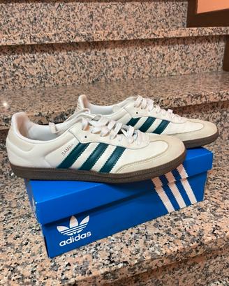 Adisas Samba