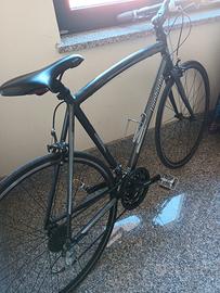 Bicicletta ibrida lombardo 