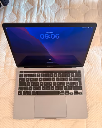 Macbook Pro M2 - 13 pollici