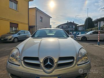MERCEDES-BENZ SLK 200