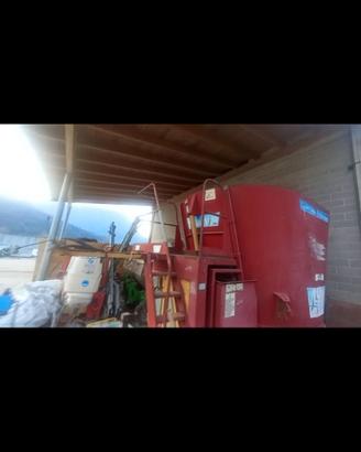 Carro miscelatore verticale agm