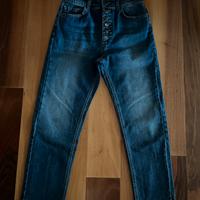 Demin con bottoni jijil