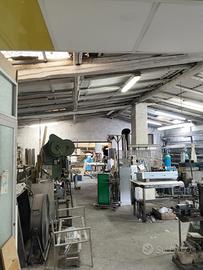 Capannone artigianle con rustico indipendente