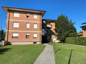 4 LOCALI A CASTELLO DI GODEGO