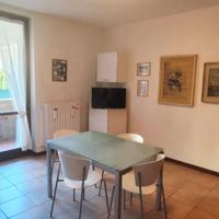 Bilocale a Bernareggio-balcone e box auto