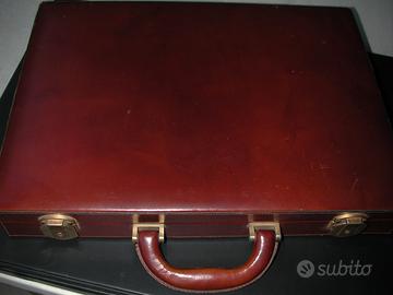 Borsa rigida in pelle