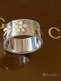 Anello Gucci oro Bianco