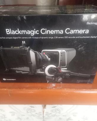 Black Magic 2,5 K , splendida e in ottime condizio