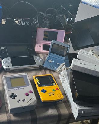  console e giochi  originali  funsionante 