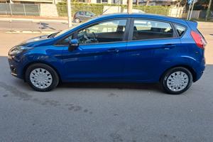 Ford Fiesta 1.6 TDCi 95CV 5 porte Titanium