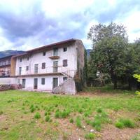 Affascinante rustico circondato dal verde