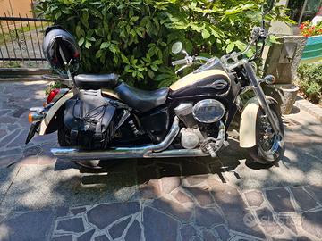 Honda custom 750