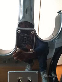 chitarra elettrica, amplificatore.